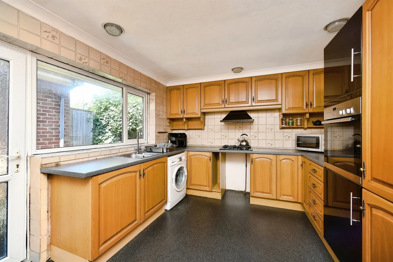 Bretts Field, Peacehaven, BN10, photo 2