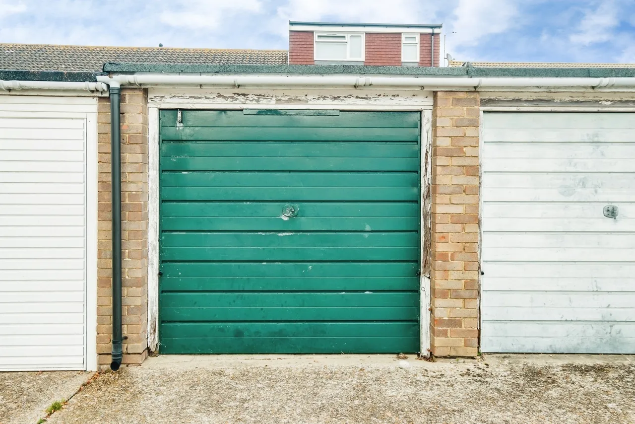 Towers Road, Upper Beeding, BN44, photo 13