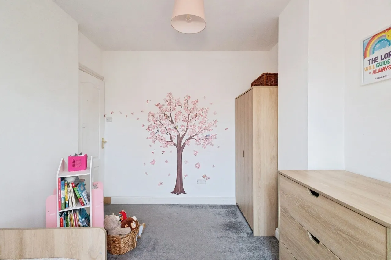 Holland Street, Denton, M34, photo 11