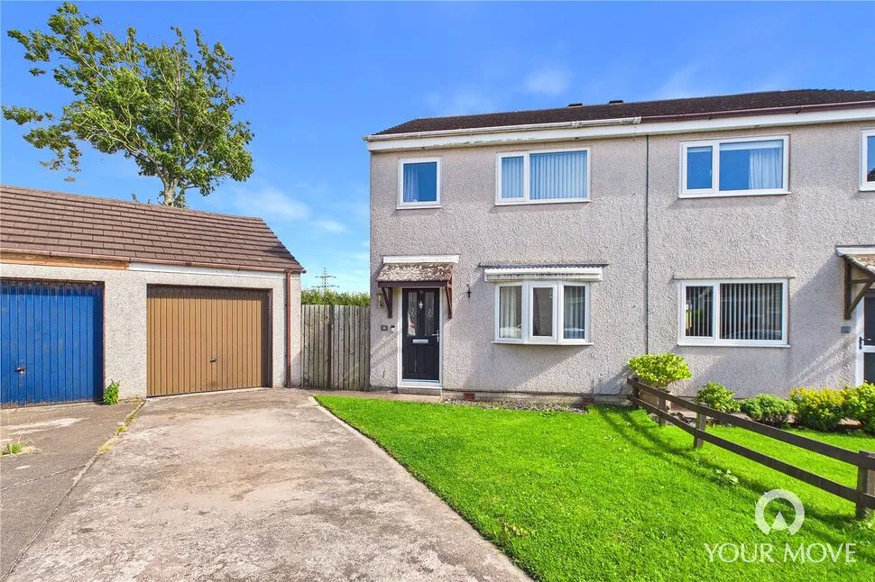 3 bed house for sale — Sandringham Avenue, Whitehaven, Cumbria, CA28