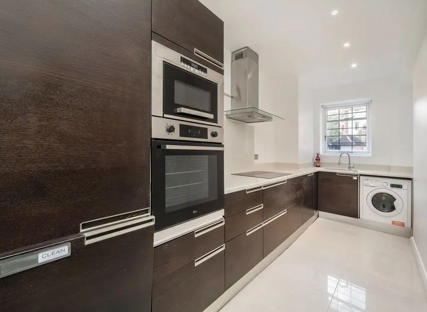 Prince Albert Road, St John's Wood, NW8, photo 2