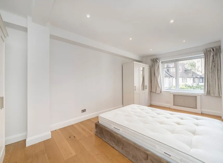 Prince Albert Road, St John's Wood, NW8, photo 6