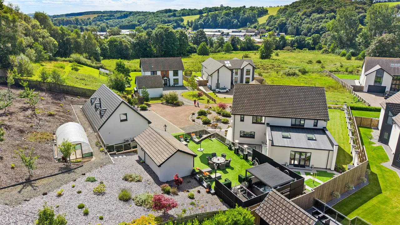 Mauldslie Castle Orchard, Rosebank, Carluke, ML8 5FJ, photo 53
