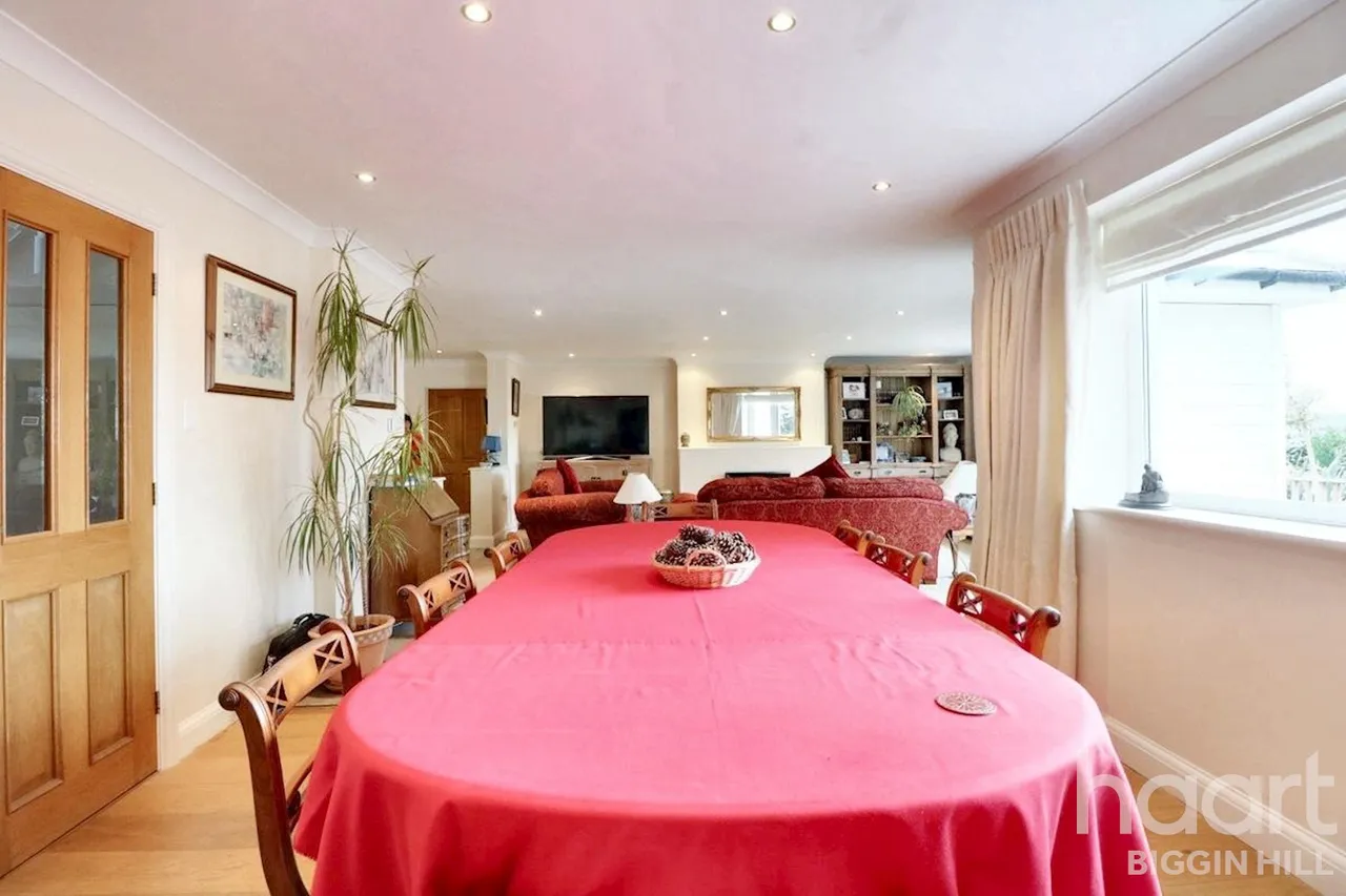 Main Road, Biggin Hill, TN16, photo 17