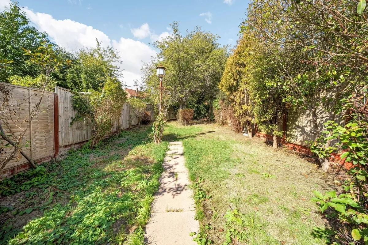 Holyrood Crescent St. Albans AL1, photo 8