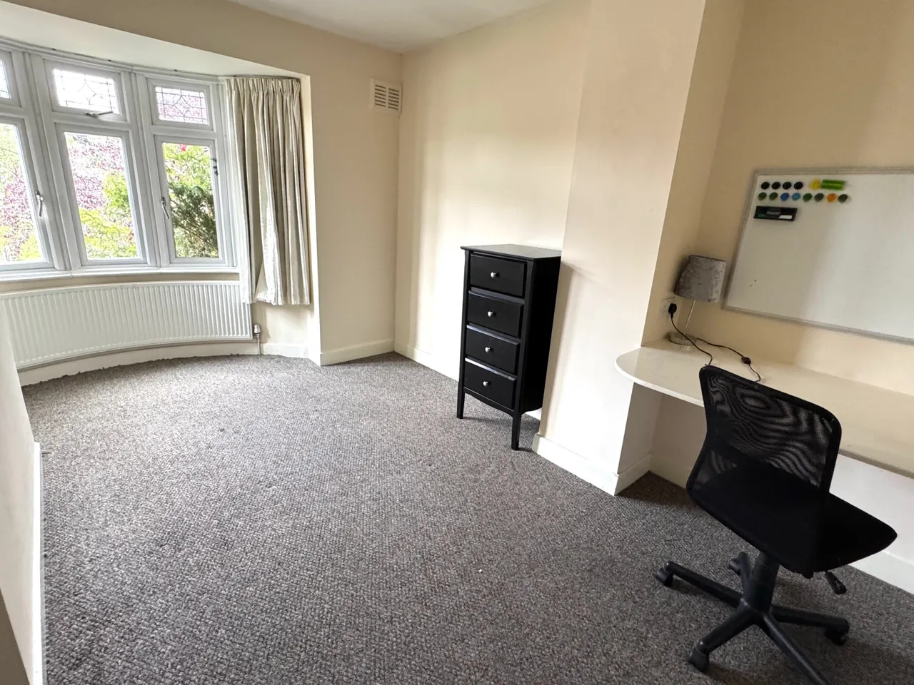 The Crescent, Surrey Egham, TW20, photo 7