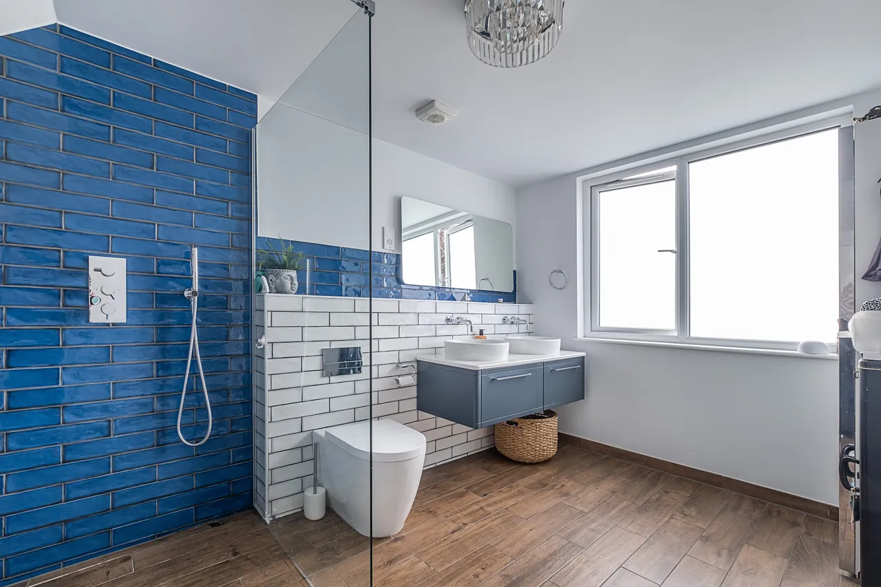 Windmill Rise, Kingston Upon Thames, KT2, photo 17