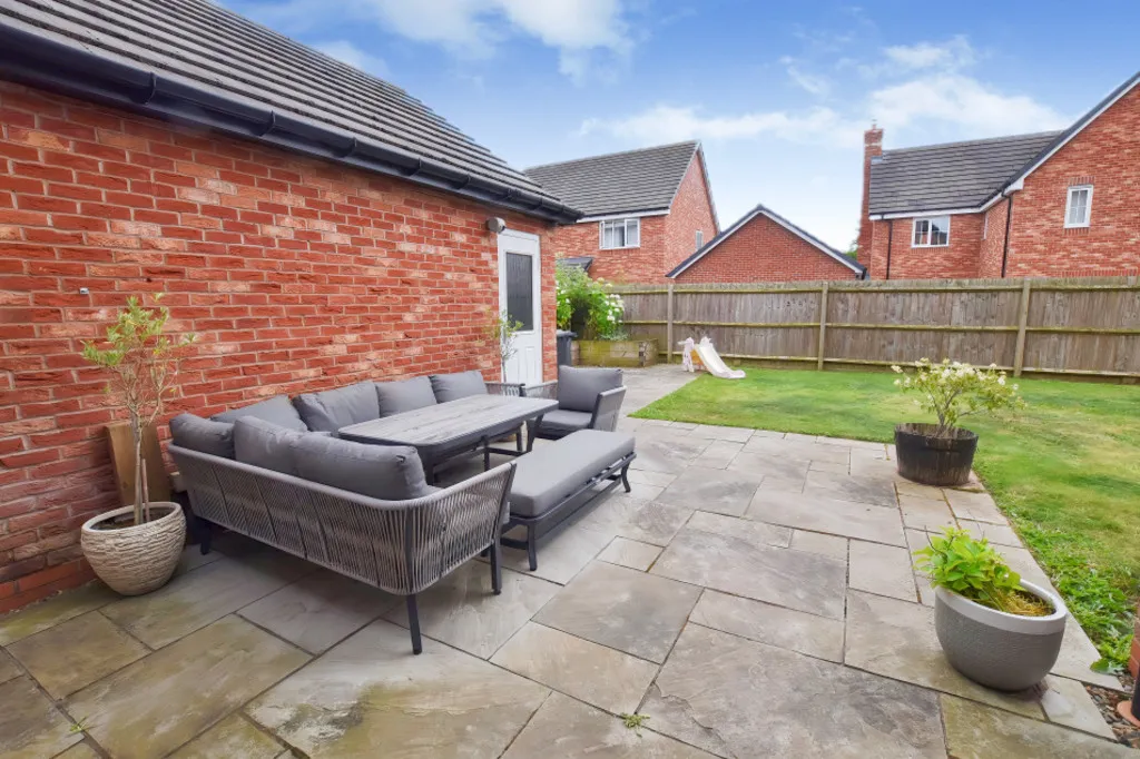 Damson Way, Hinstock, photo 26