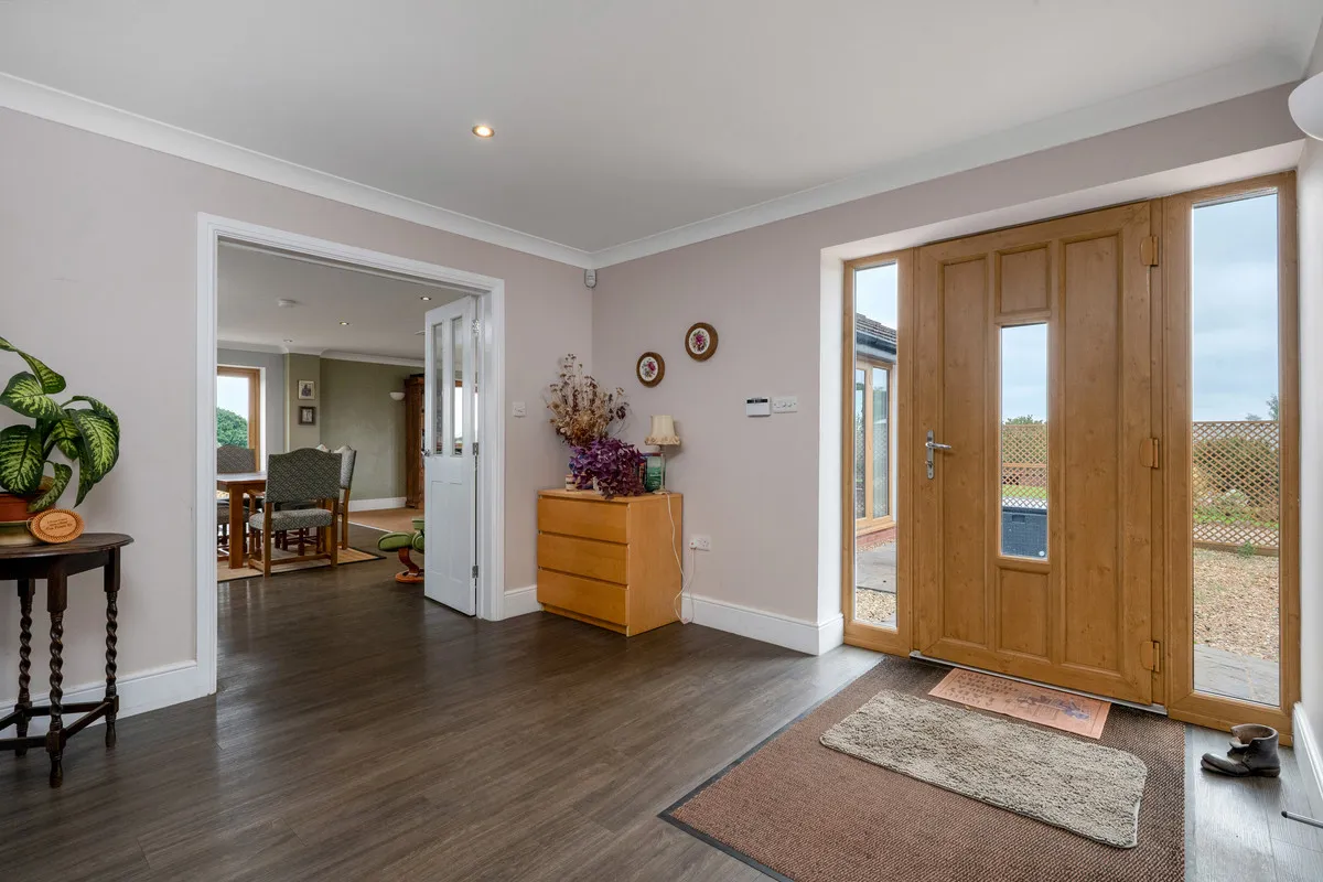 Bridle Road, Burton Joyce, NG14, photo 3
