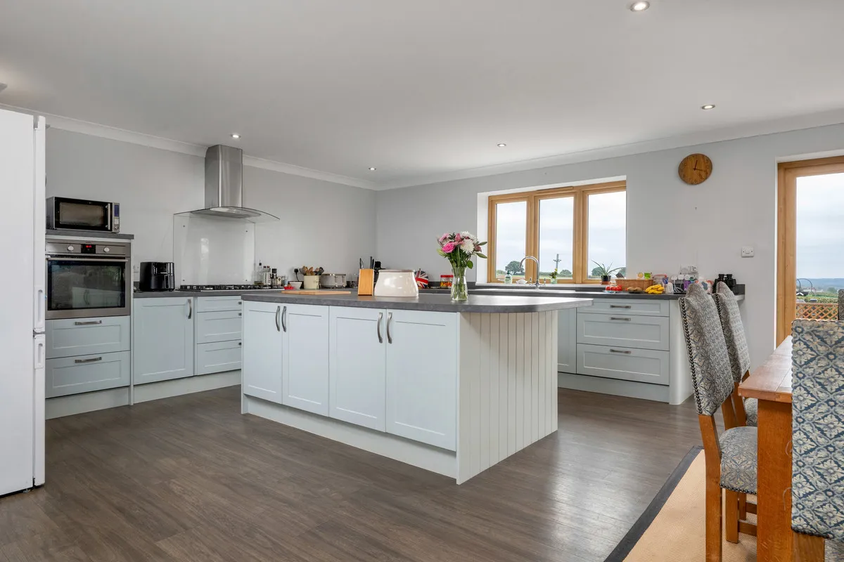 Bridle Road, Burton Joyce, NG14, photo 4