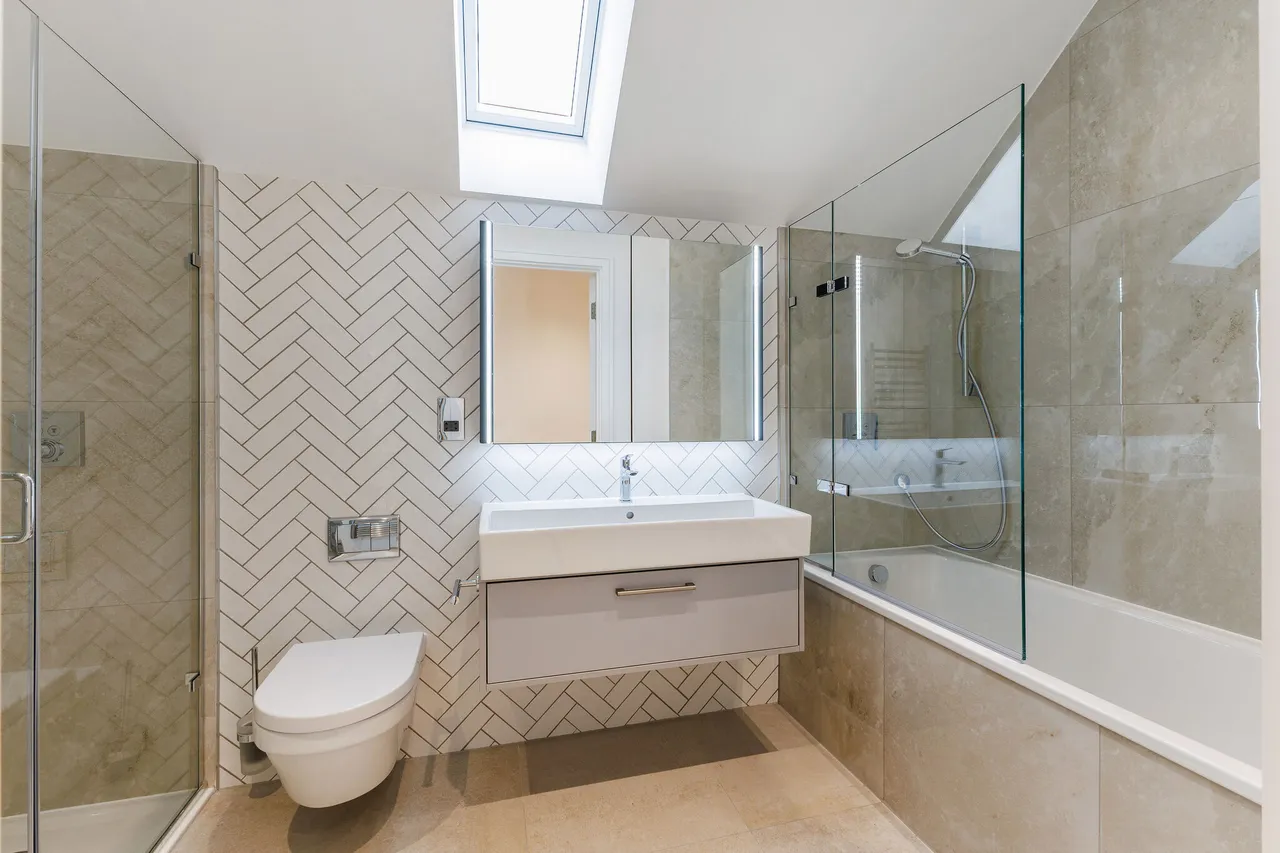 Meadow Chase, Henley-On-Thames, RG9, photo 17