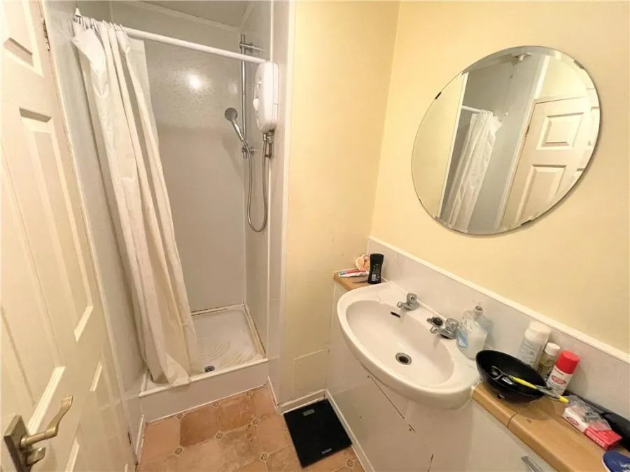 Henley Drive, Droitwich, WR9, photo 6
