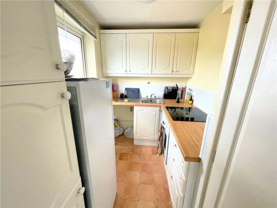 Henley Drive, Droitwich, WR9, photo 4