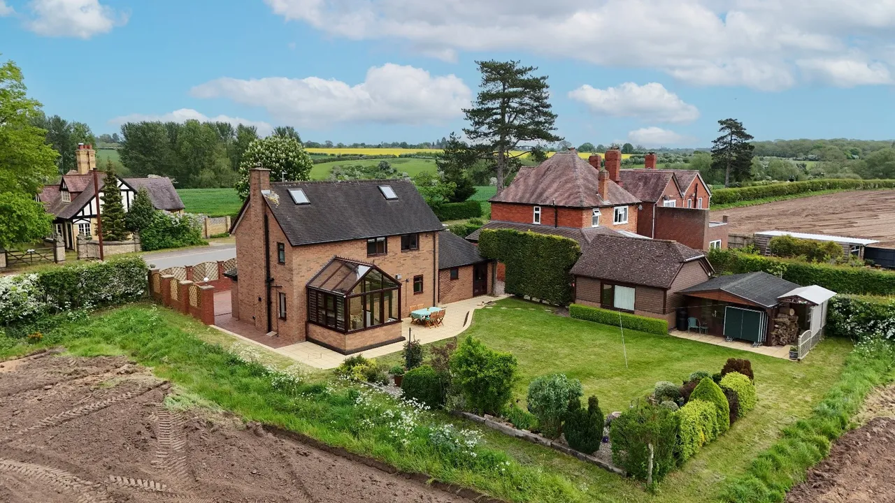 Sundorne, Roden, Telford TF6 6BQ, photo 2