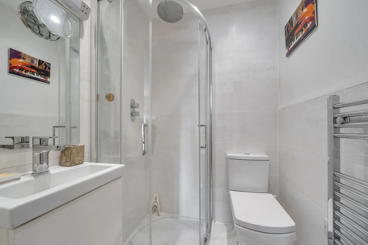 Avenue Road, Lymington, SO41, photo 12