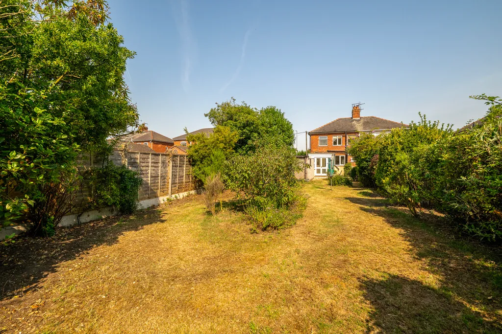 Newark Road, South Hykeham, LN6, photo 10