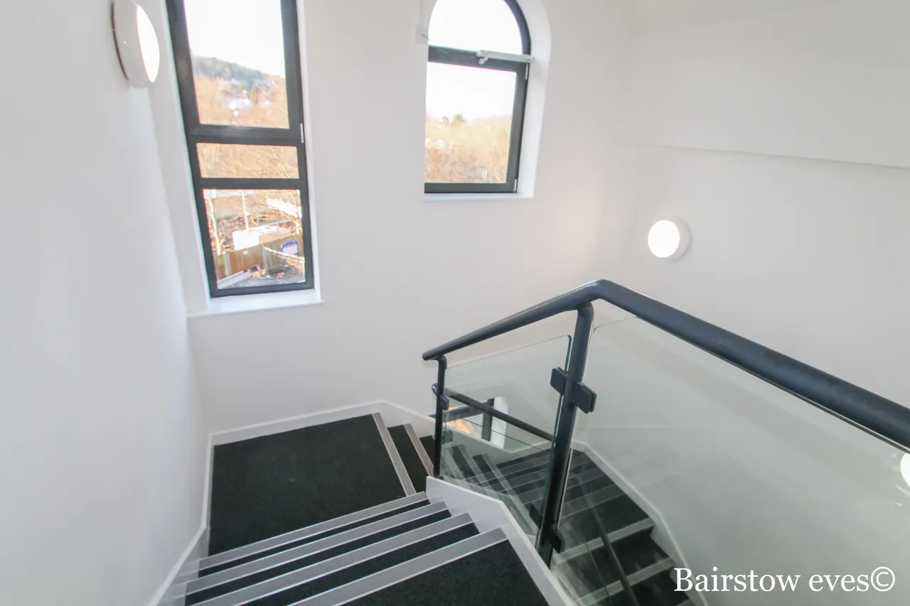 Whyteleafe hill, CR3, photo 6