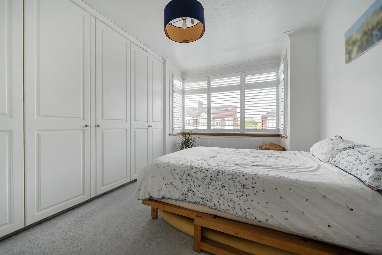 Parsonage Lane, Enfield, photo 9