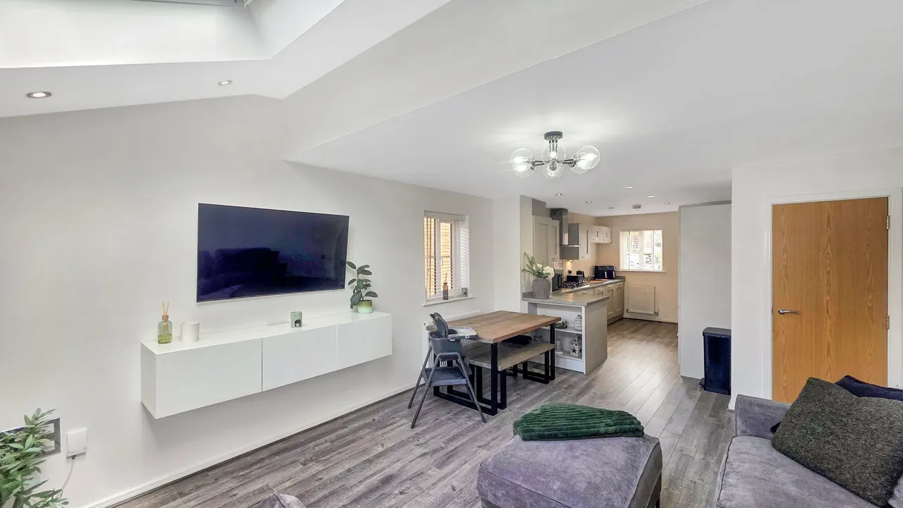 Chenille Close, Walkden, M28, photo 8