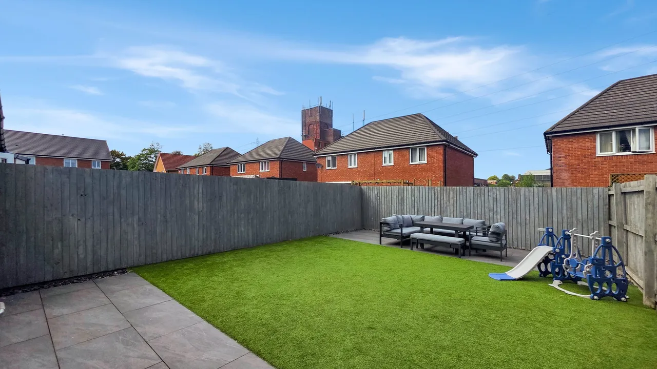 Chenille Close, Walkden, M28, photo 27