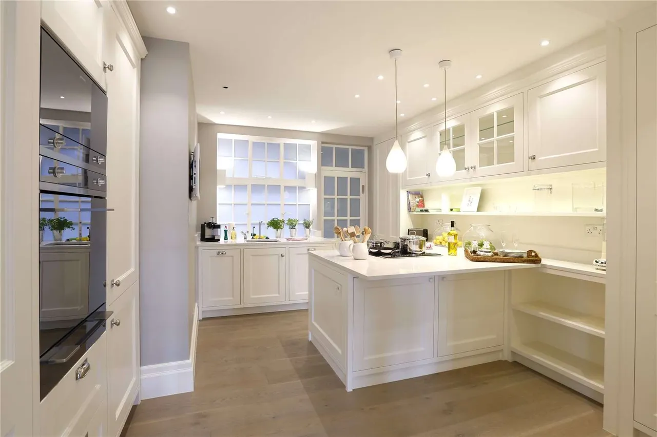 Onslow Square, South Kensington, SW7, photo 3