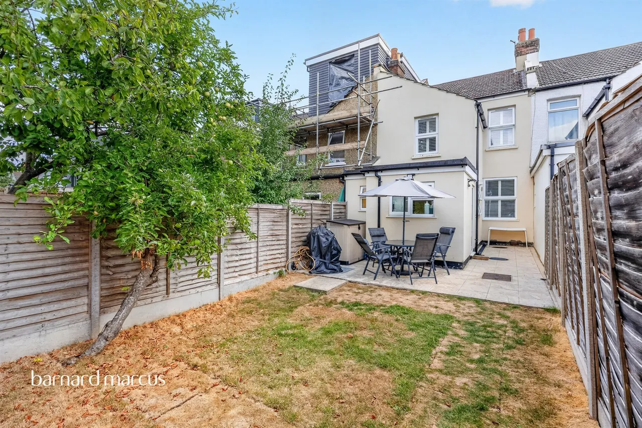 Dalmally Road, Croydon, photo 12