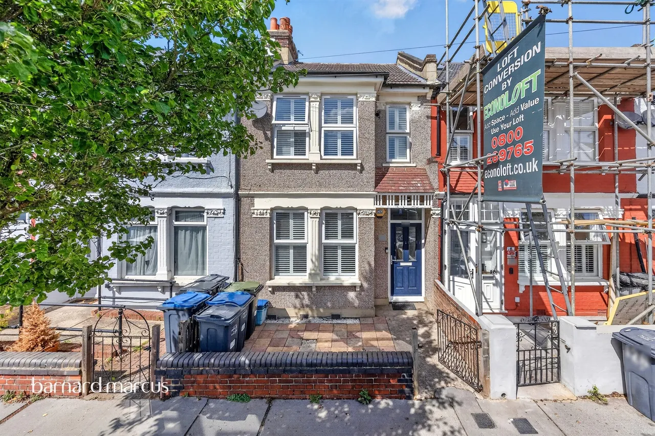 3 bed house for sale — Dalmally Road, Croydon