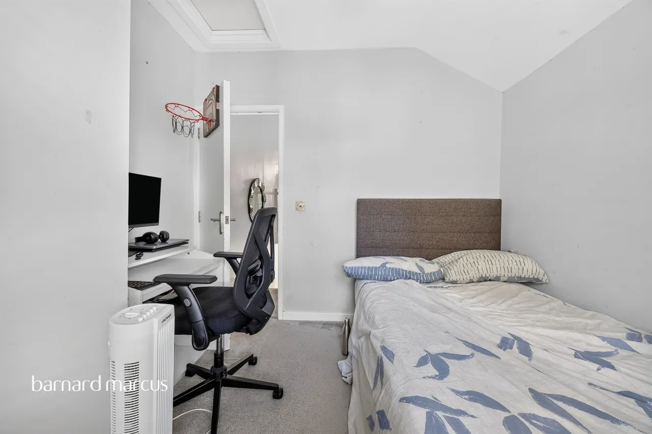Dalmally Road, Croydon, photo 7
