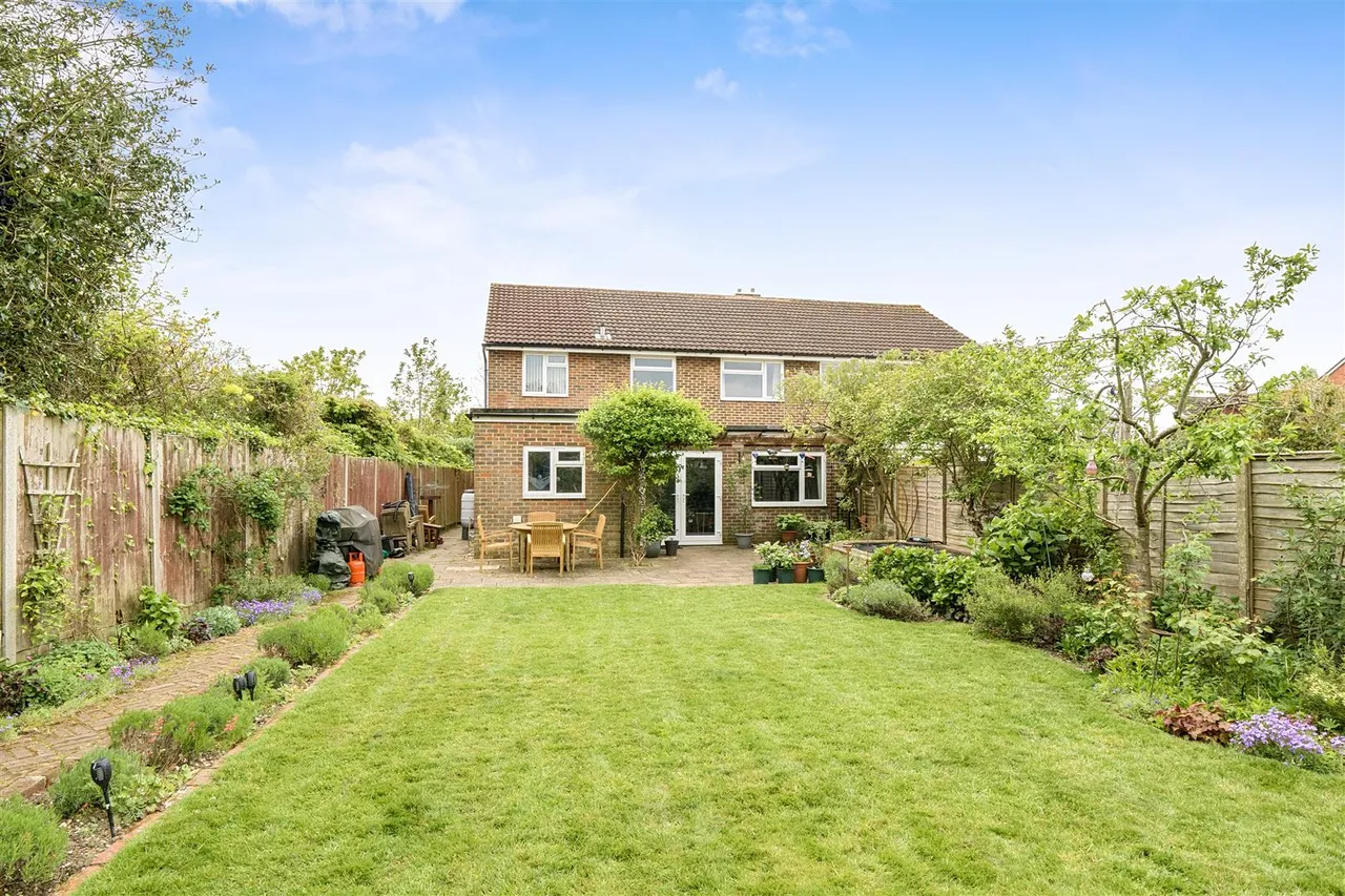 Bridge Road, Sarisbury Green, photo 18