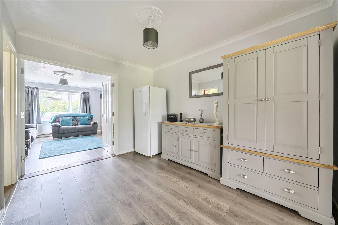 Bridge Road, Sarisbury Green, photo 8