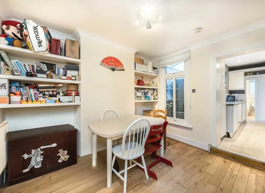 Hawks Road, Kingston Upon Thames, KT1, photo 4