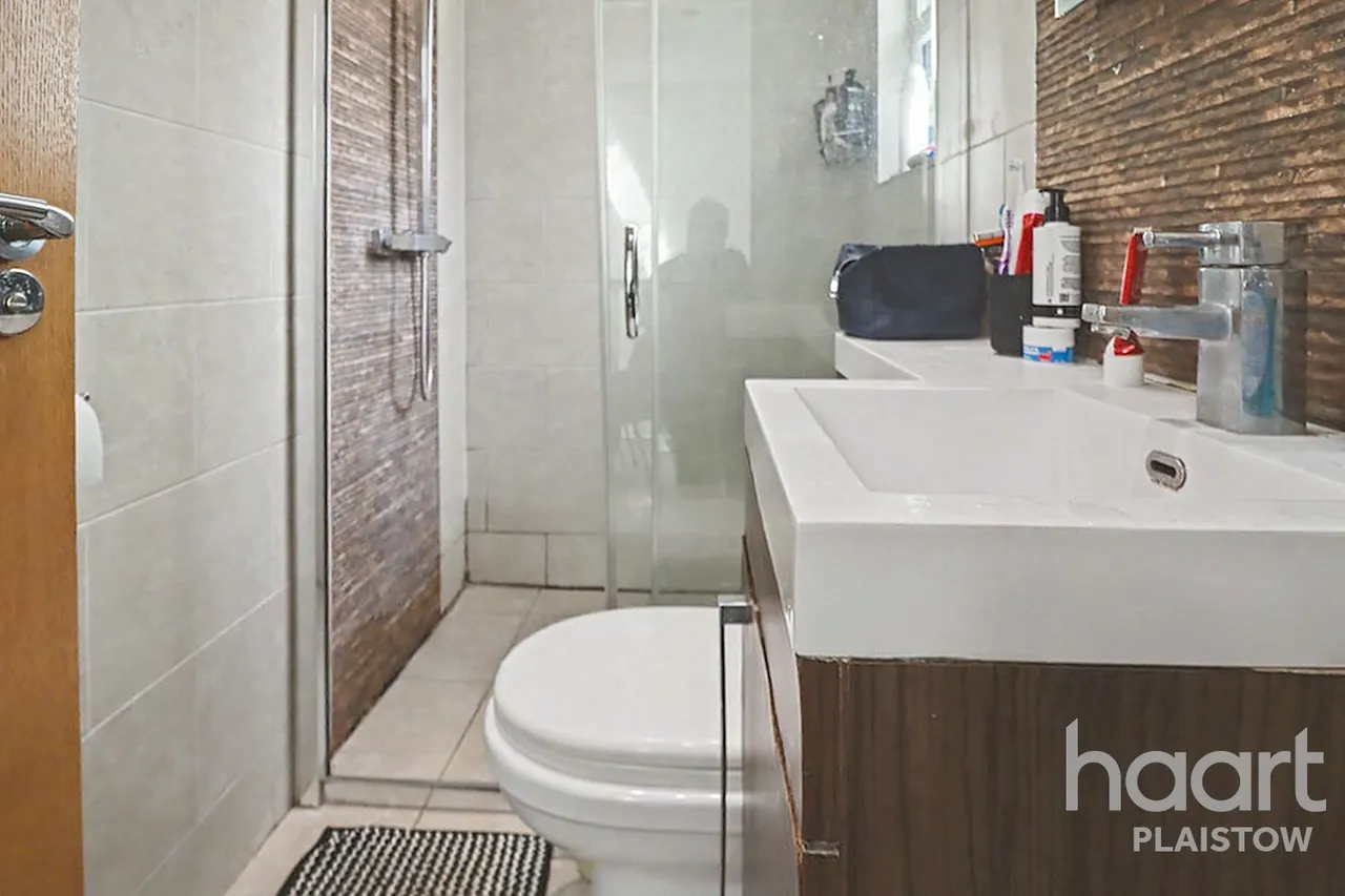 Bushey Road, Upton Park, E13, photo 6