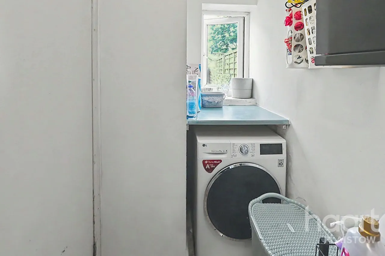 Bushey Road, Upton Park, E13, photo 5
