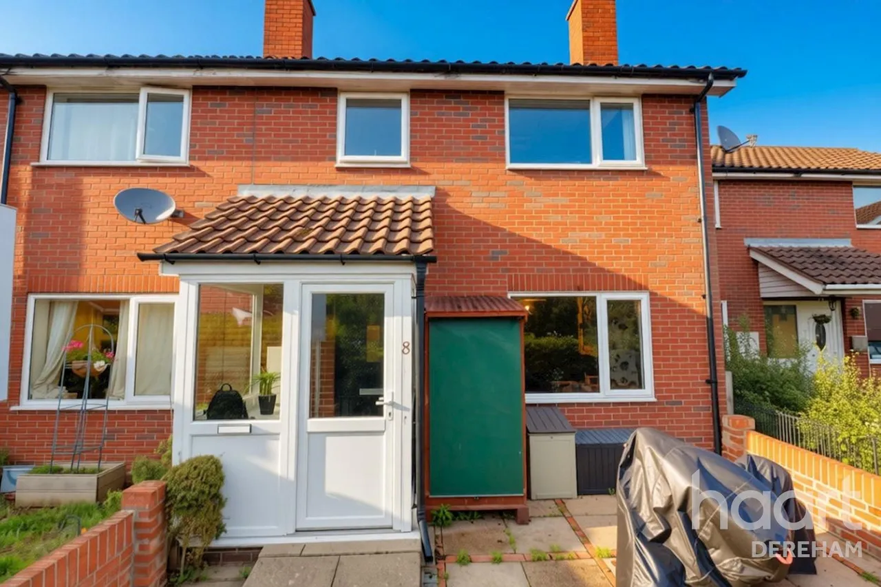 3 bed house for sale, Blenheim Crescent, Griston, IP25