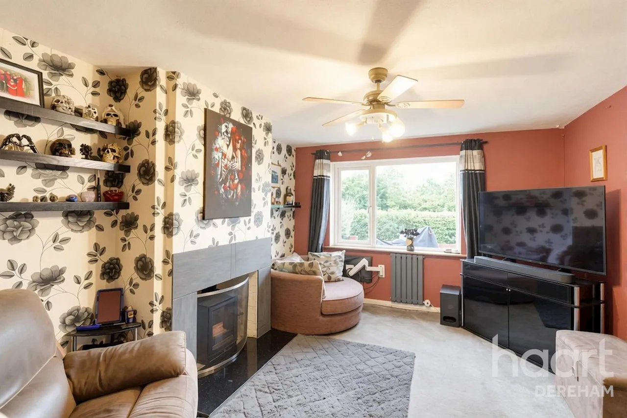 Blenheim Crescent, Griston, IP25, photo 4
