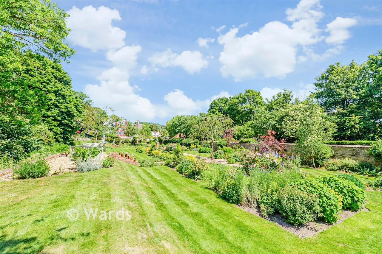 High Street, Farningham, DA4, photo 9