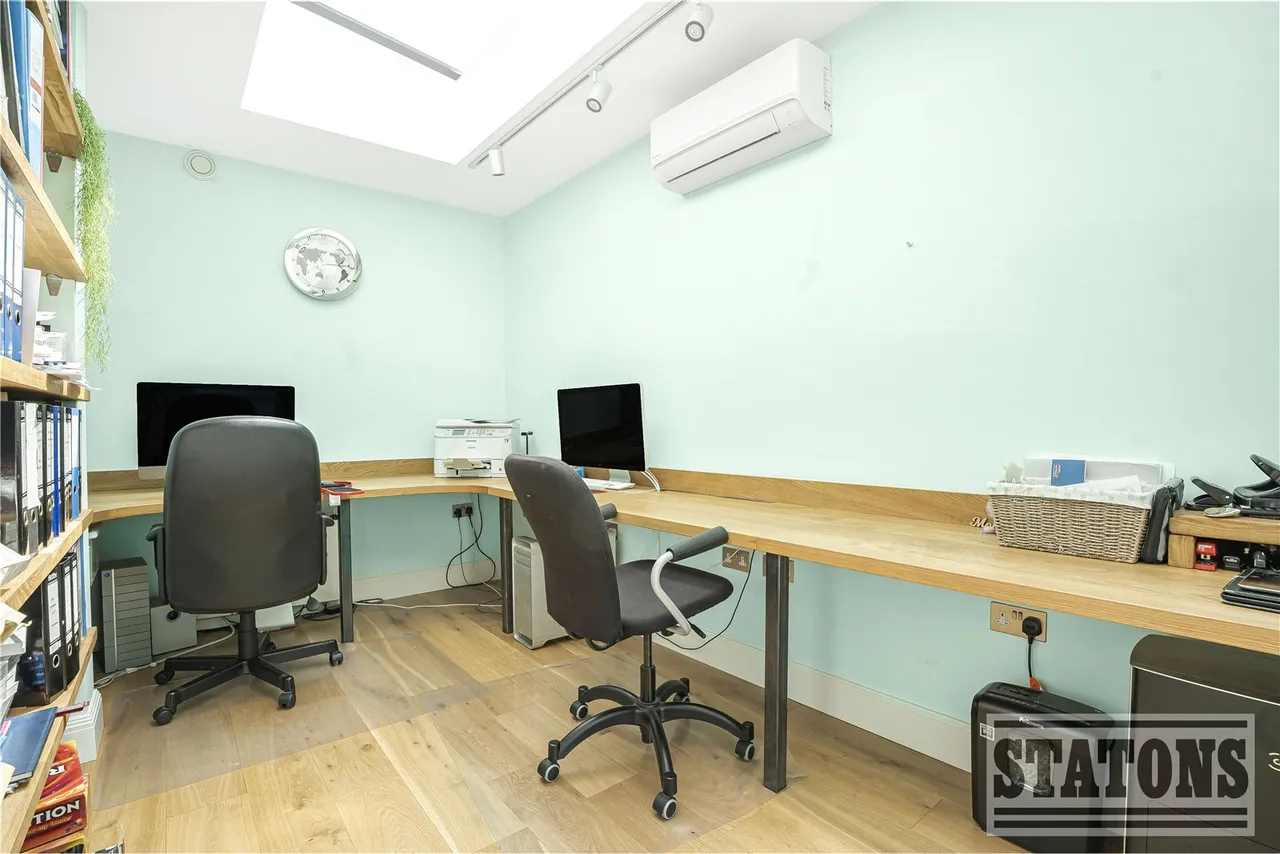Fairgreen, Hadley Wood, EN4 0QS, photo 13