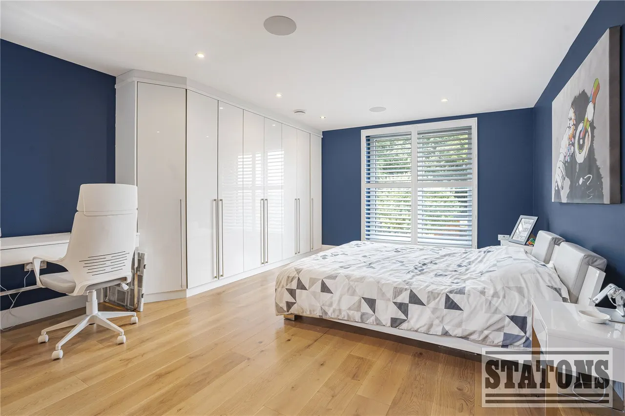 Fairgreen, Hadley Wood, EN4 0QS, photo 28