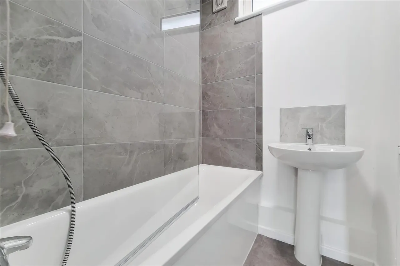 Strafford Street, Canary Wharf, E14, photo 10
