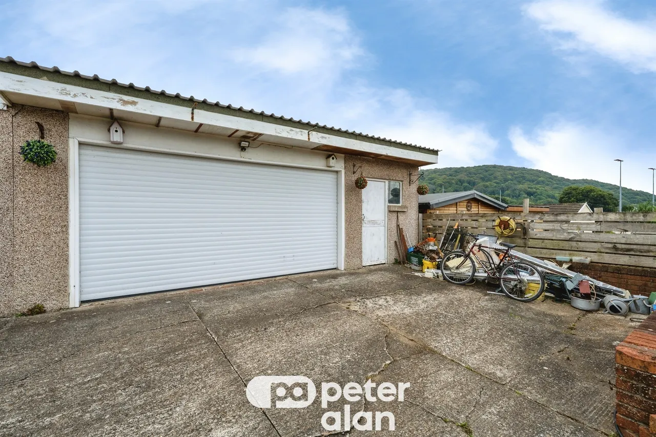 Old Road, Neath, SA11, photo 6