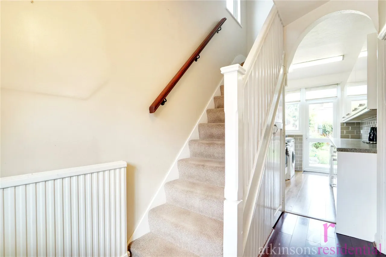 Herrongate Close, Enfield, Middlesex, EN1 3BN, photo 6