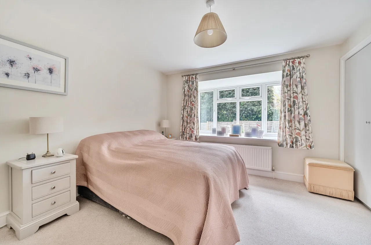Old Cottage Close, West Wellow, SO51, photo 5