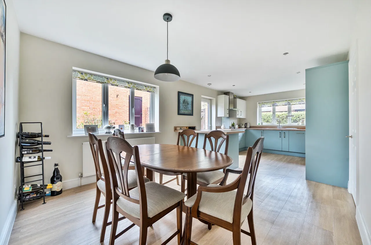 Old Cottage Close, West Wellow, SO51, photo 4