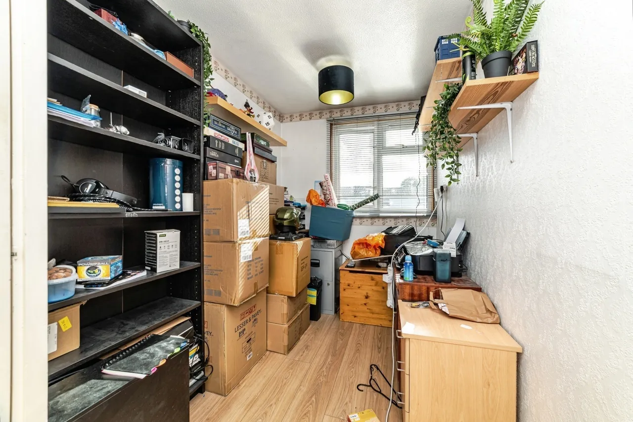 Maldive Road, Basingstoke, RG24, photo 14