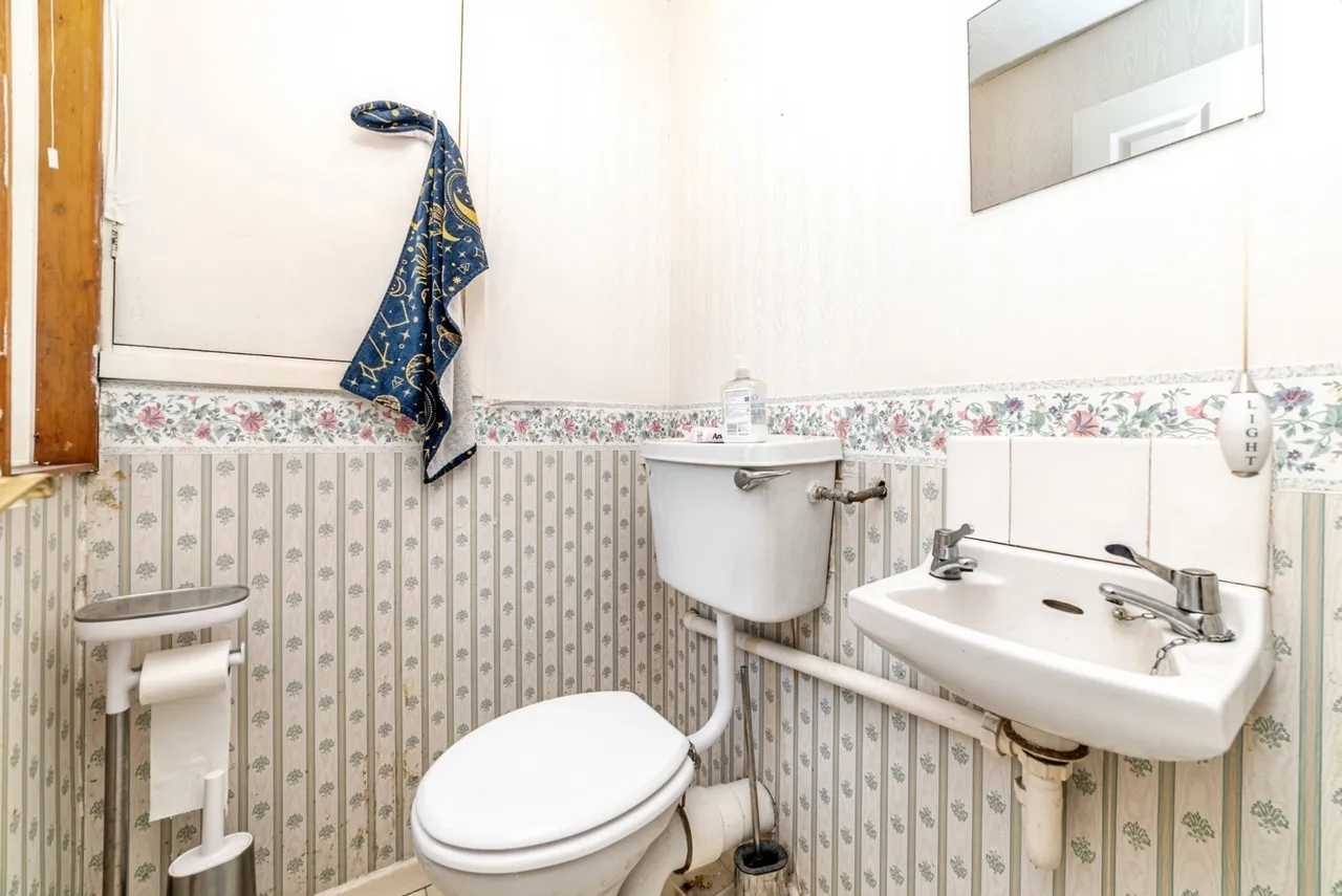 Maldive Road, Basingstoke, RG24, photo 16