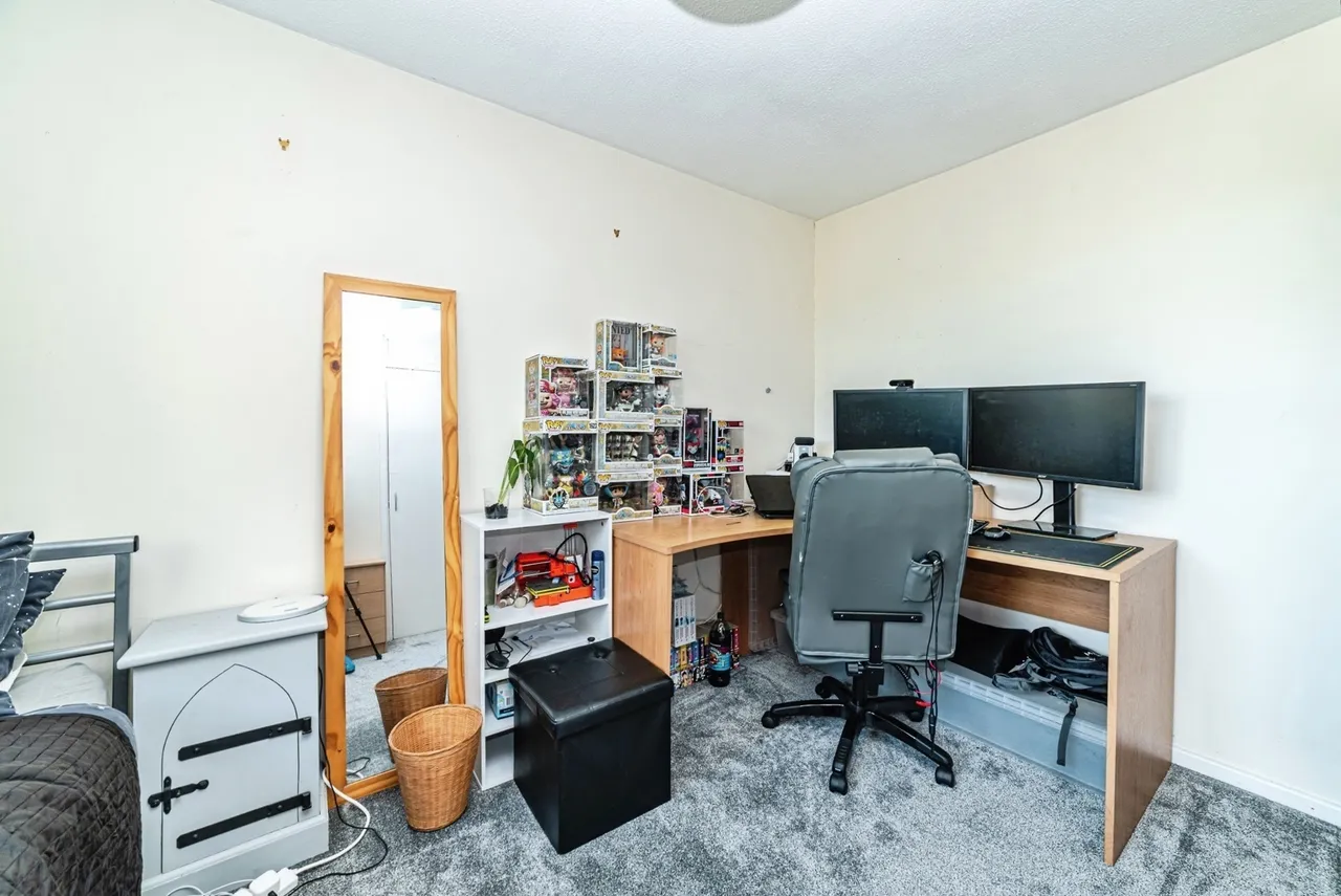Maldive Road, Basingstoke, RG24, photo 12