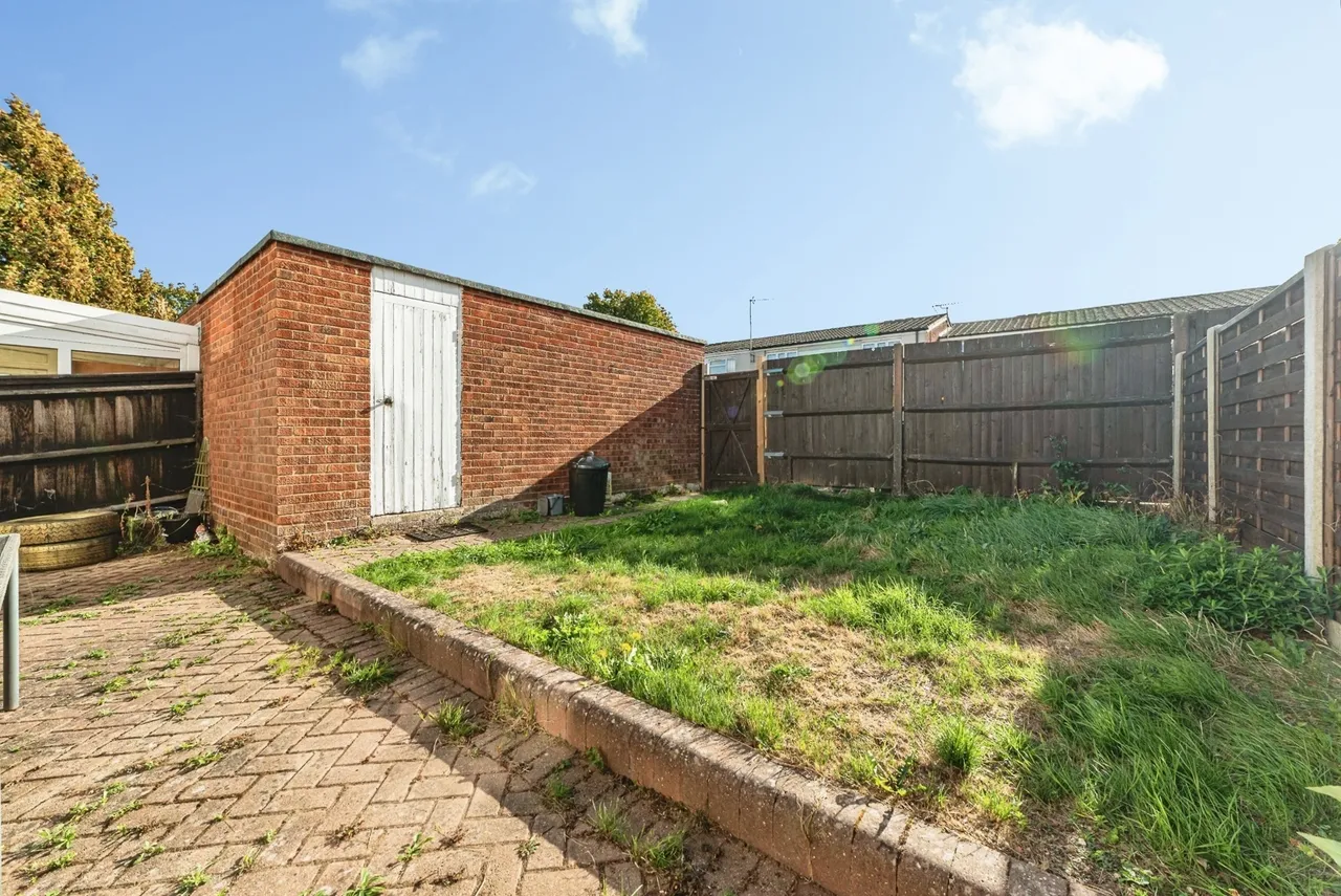 Maldive Road, Basingstoke, RG24, photo 5