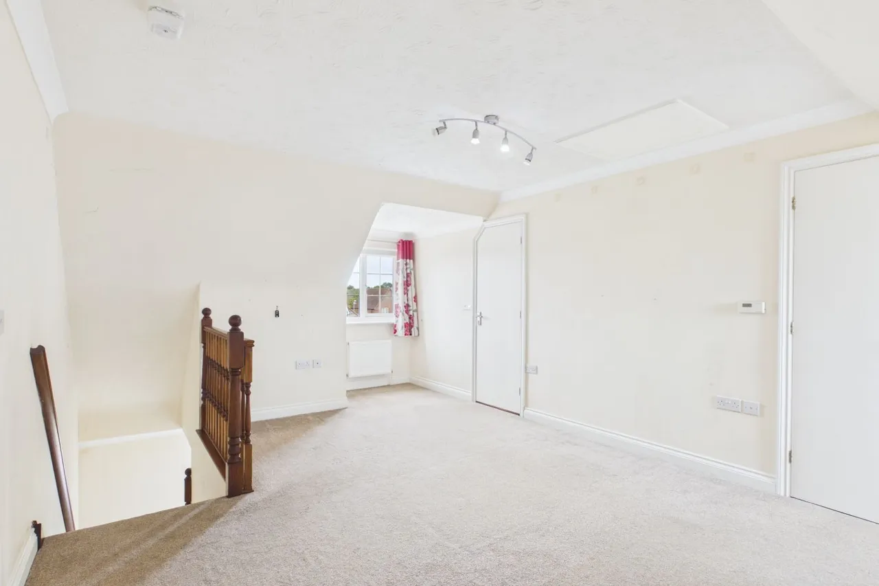 Bluebell Close, Spalding, PE11, photo 16