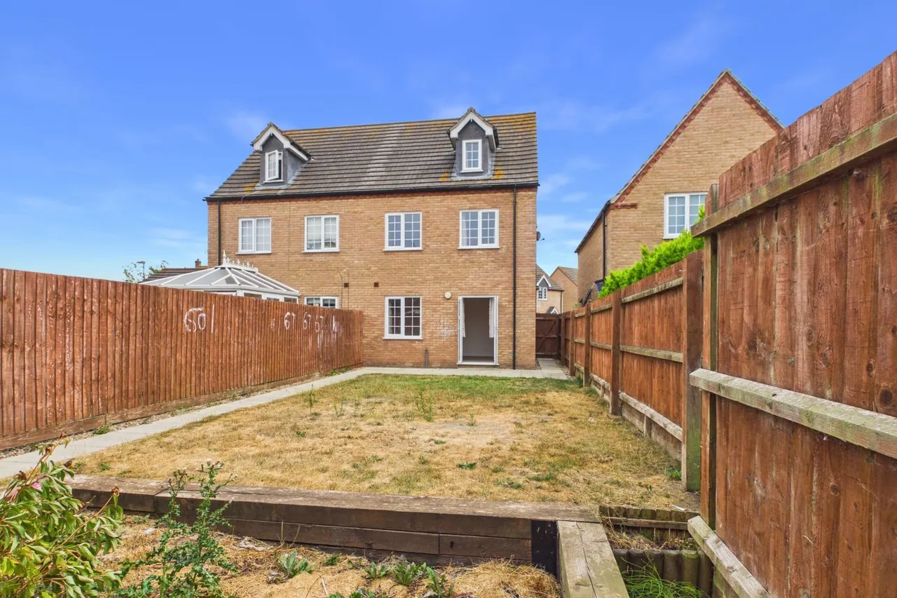 Bluebell Close, Spalding, PE11, photo 23