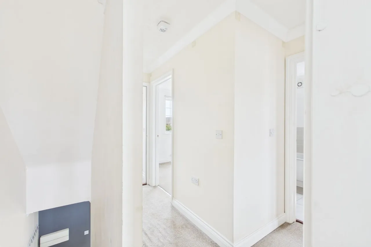 Bluebell Close, Spalding, PE11, photo 10